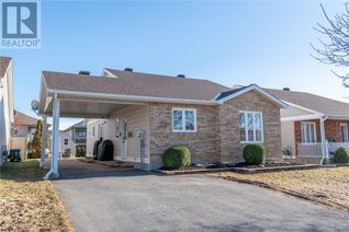 Detached House for Sale, 223 Hemlock Crescent, Cornwall, ON