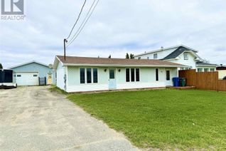 Detached House for Sale, 93 Highway 11 E, Moonbeam, ON