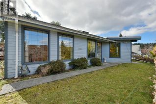 House for Sale, 5805 Trail Avenue, Sechelt, BC