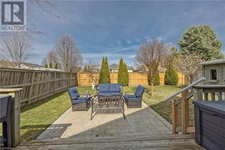 Detached House for Sale, 19 Kantor Court, St. Thomas, ON
