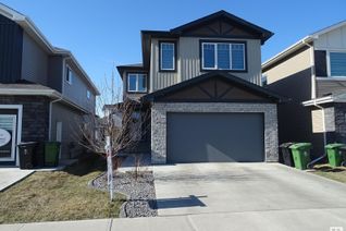 Detached House for Sale, 562 Meadowview Dr, Fort Saskatchewan, AB