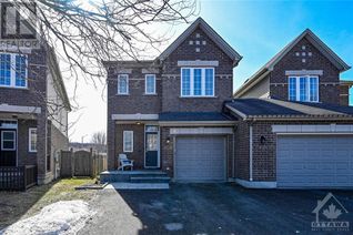 Semi-Detached House for Sale, 420 Grey Seal Circle, Ottawa, ON