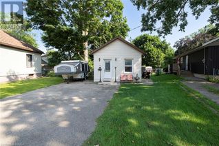Bungalow for Sale, 167 Grand River Avenue, Brantford, ON