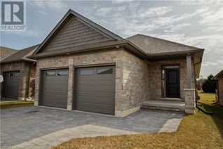 Property for Sale, 159 Collins Way Unit# 33, Strathroy, ON