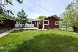 Bungalow for Sale, 11106 103 Street, Peace River, AB