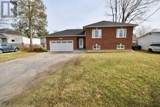 Detached House for Sale, 120 Queen Street, Rodney, ON