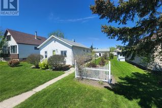 Bungalow for Sale, 660 3rd Avenue W, Melville, SK