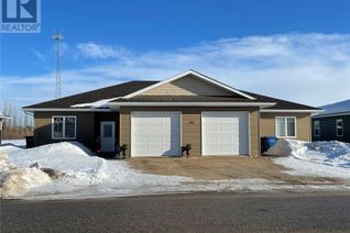 Duplex for Sale, 102 Carlyle Avenue, Carlyle, SK