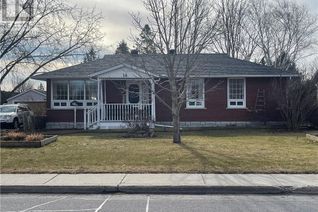 Bungalow for Sale, 14 South Street W, Chesterville, ON
