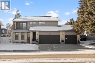 Detached House for Sale, 255 Whiteswan Drive, Saskatoon, SK