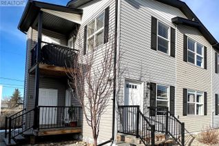 Condo Townhouse for Sale, 42 1275 South Railway Street E, Swift Current, SK