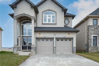 Detached House for Sale, 135 Rockledge Drive, Hamilton, ON
