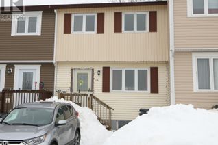 Freehold Townhouse for Sale, 34 Scammell Crescent, Mount Pearl, NL