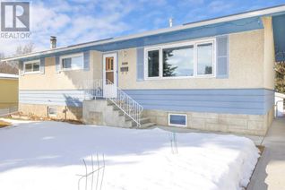 Bungalow for Sale, 5008 55 Streetclose, Rocky Mountain House, AB
