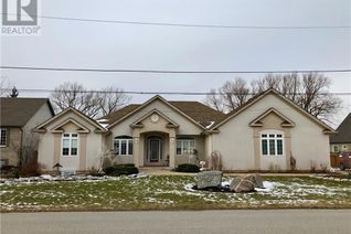 Detached House for Rent, 4625 Lyon's Parkway, Niagara Falls, ON