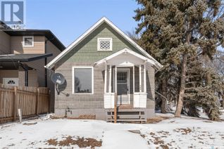 House for Sale, 704 Macdonald Street, Moose Jaw, SK