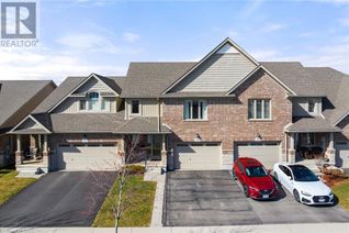 Freehold Townhouse for Sale, 83 Abbott Place, Fonthill, ON