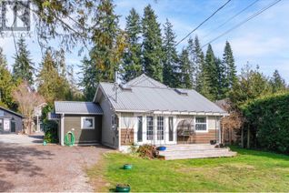 House for Sale, 8098 Redrooffs Road, Halfmoon Bay, BC