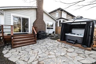 Detached House for Sale, 4138 Hixon Street S, Beamsville, ON