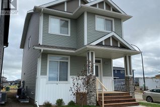 Detached House for Sale, 1007 Brighton Gate, Saskatoon, SK