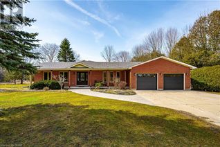 Detached House for Sale, 241 South Water Street, Mount Forest, ON