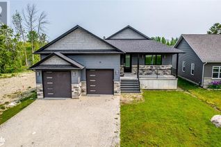 Bungalow for Sale, 18 Lakeshore Road, Wasaga Beach, ON