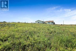 Bungalow for Sale, 64235 266 Avenue E, Rural Foothills County, AB