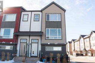 Townhouse for Sale, 111 Copperstone Park Se, Calgary, AB