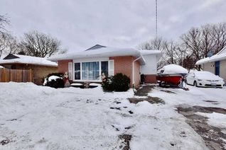 Detached House for Rent, 119 Cundles Rd E #Upper, Barrie, ON
