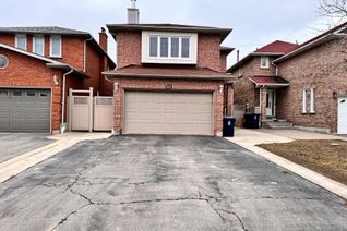 Detached House for Sale, 67 Cinrickbar Dr, Toronto, ON