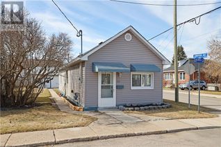 Bungalow for Sale, 182 Carswell Street, Renfrew, ON