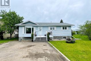 Detached House for Sale, 306 Woodman Avenue, Meadow Lake, SK