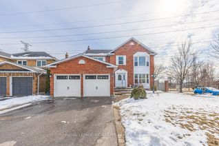 Detached House for Sale, 2001 Cedarwood Crt, Pickering, ON