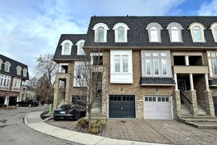 Freehold Townhouse for Sale, 22 Oliver Mews, Toronto, ON