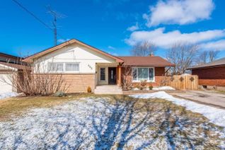 Bungalow for Rent, 445 Scott St, St. Catharines, ON