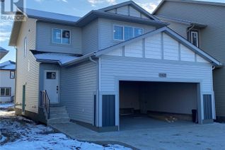 Detached House for Sale, 318 Pepper Place, Saskatoon, SK