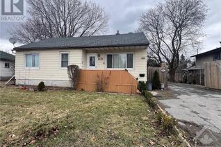 Bungalow for Rent, 1121 Woodroffe Avenue, Ottawa, ON
