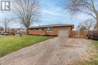 Bungalow for Sale, 135 Berry Street, Chatham, ON