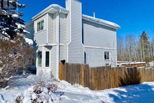 Freehold Townhouse for Sale, 5925 54 Street, Rocky Mountain House, AB