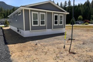 Detached House for Sale, 1500 Neimi Road #37, Christina Lake, BC