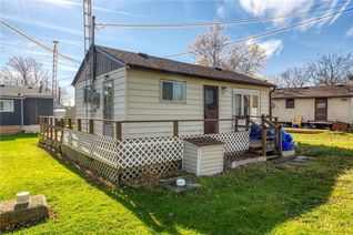 Detached House for Sale, 1054 Lakeshore Road, Selkirk, ON