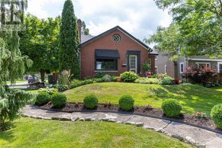 Detached House for Sale, 8171 Lamont Avenue, Niagara Falls, ON