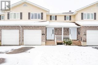 Townhouse for Sale, 2099 Sandstone Crescent, Petawawa, ON