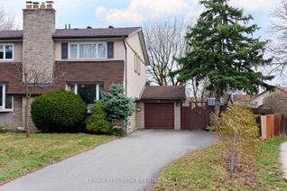 Semi-Detached House for Sale, 6935 Cherbourg Gdns, Mississauga, ON