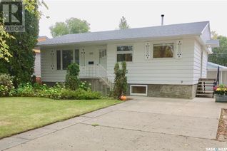 Bungalow for Sale, 822 Grandview Street W, Moose Jaw, SK