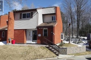 Condo Townhouse for Sale, 37 Capital Pl, Elliot Lake, ON