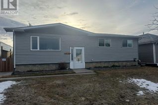 Bungalow for Sale, 4507 47 Street, Rocky Mountain House, AB