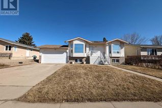 House for Sale, 641 6 Street Se, Redcliff, AB