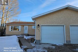 Bungalow for Sale, 308 4th Street, Dundurn, SK