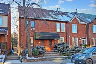 Freehold Townhouse for Rent, 131 Lambertlodge Ave, Toronto, ON